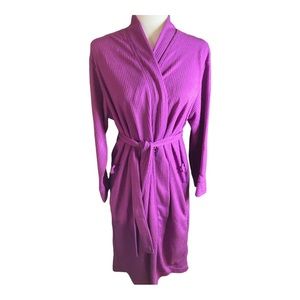 Secret treasures, purple size large, long sleeve robe